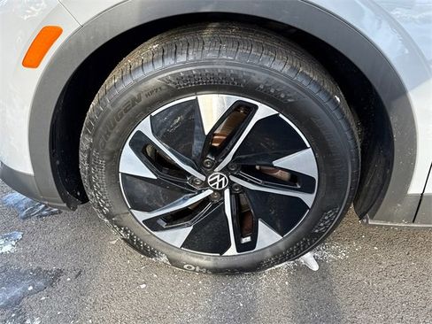 Certified 2022 Volkswagen ID.4 Pro image 7