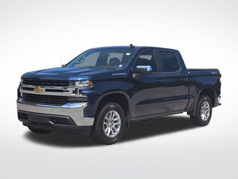 Used 2020 Chevrolet Silverado 1500 LT w/ LT Value Package AWD/4WD image 2