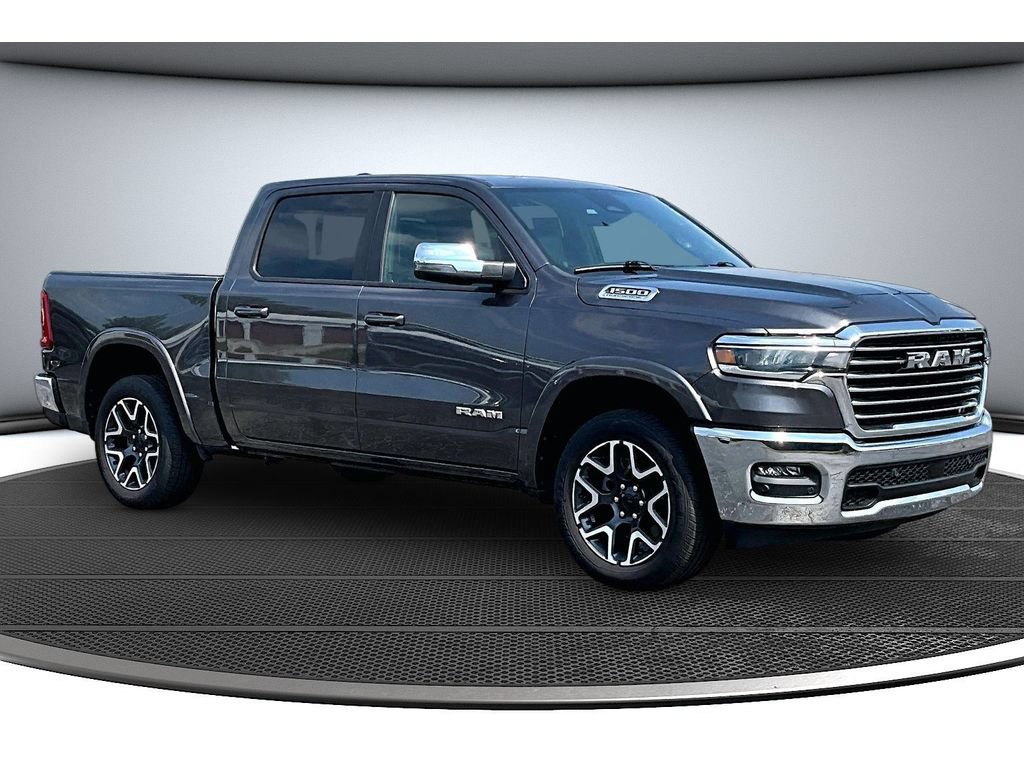 Used 2026 RAM 1500 Laramie AWD/4WD image 14