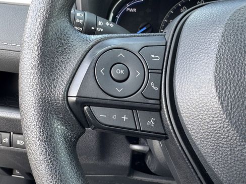 Used 2024 Toyota RAV4 AWD Hybrid image 30