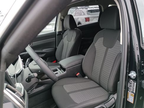 New 2026 Kia Sorento LX image 17