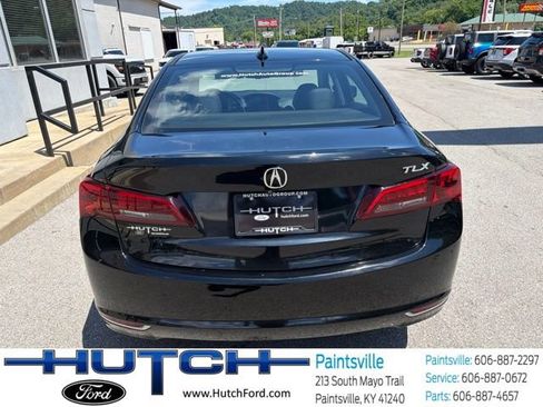 Used 2017 Acura TLX FWD image 4
