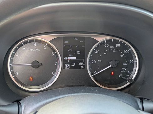 New 2025 Nissan Kicks Play S image 17