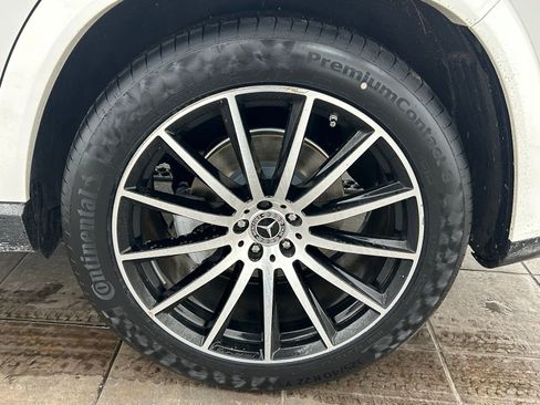 Used 2022 Mercedes-Benz GLS 450 4MATIC w/ AMG Line Exterior image 38