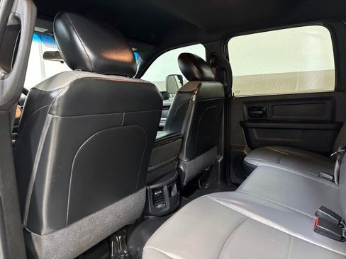 Used 2021 RAM 3500 Tradesman w/ Chrome Appearance Group image 38