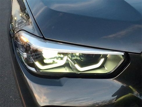 Used 2023 BMW X5 xDrive40i w/ Premium Package image 9