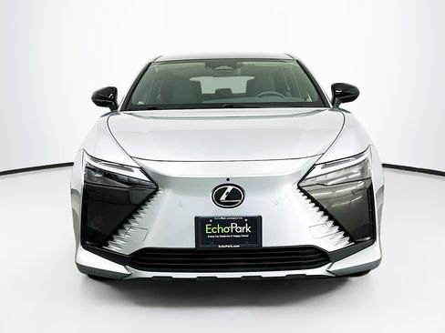 Used 2023 Lexus RZ 450e Premium w/ Technology Package image 2