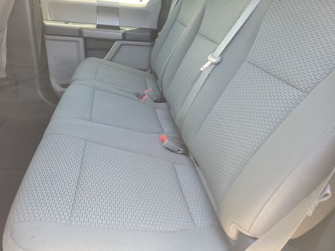 Used 2018 Ford F150 XLT w/ Equipment Group 302A Luxury AWD/4WD image 11