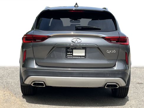 Used 2019 INFINITI QX50 Luxe w/ Navigation Package image 27
