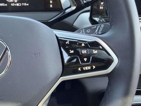 Used 2023 Volkswagen ID.4 Pro S AWD/4WD image 28