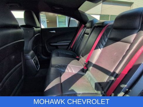 Used 2018 Dodge Charger SRT w/ Harman/Kardon Audio Group RWD image 24