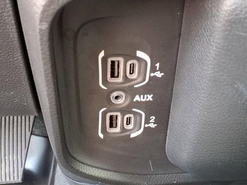 Used 2023 RAM 1500 Laramie image 15