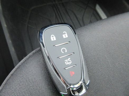 Used 2024 Chevrolet Malibu LT image 24