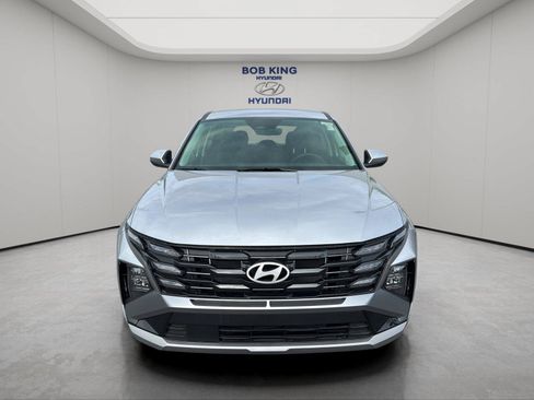 Used 2025 Hyundai Tucson SE FWD image 8