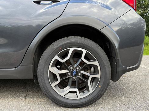 Used 2017 Subaru Crosstrek 2.0i Limited AWD/4WD image 8