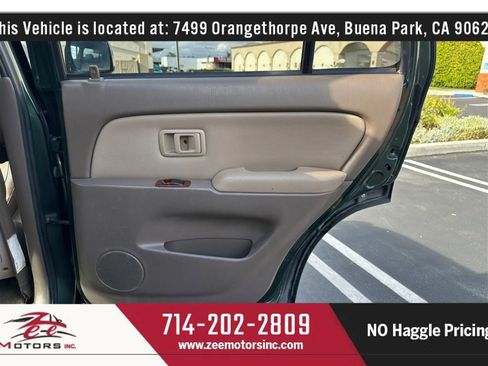 Used 2000 Toyota 4Runner Limited image 39