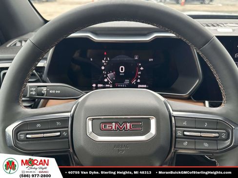 Certified 2023 GMC Canyon AT4 w/ AT4 Premium Package AWD/4WD image 23