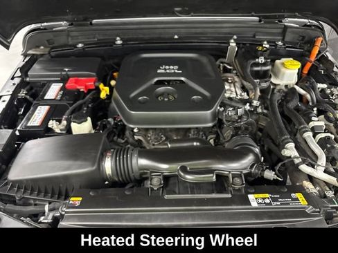 Used 2021 Jeep Wrangler Unlimited Sahara AWD/4WD image 26