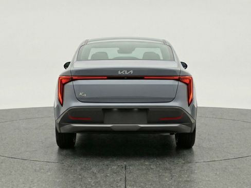 Used 2025 Kia K4 LXS image 7