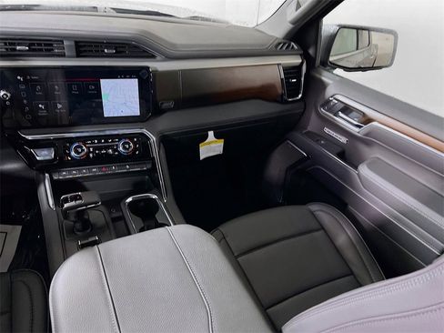 Used 2025 GMC Sierra 1500 Denali w/ Denali Reserve Package image 22