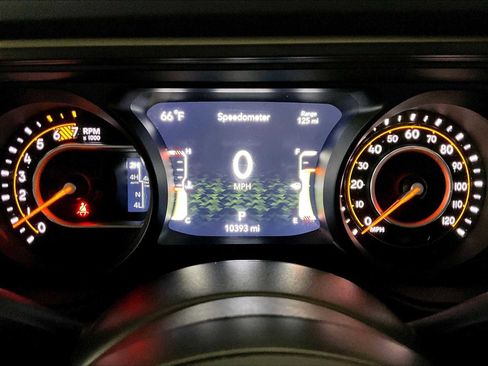 Used 2025 Jeep Wrangler Unlimited Rubicon AWD/4WD image 21