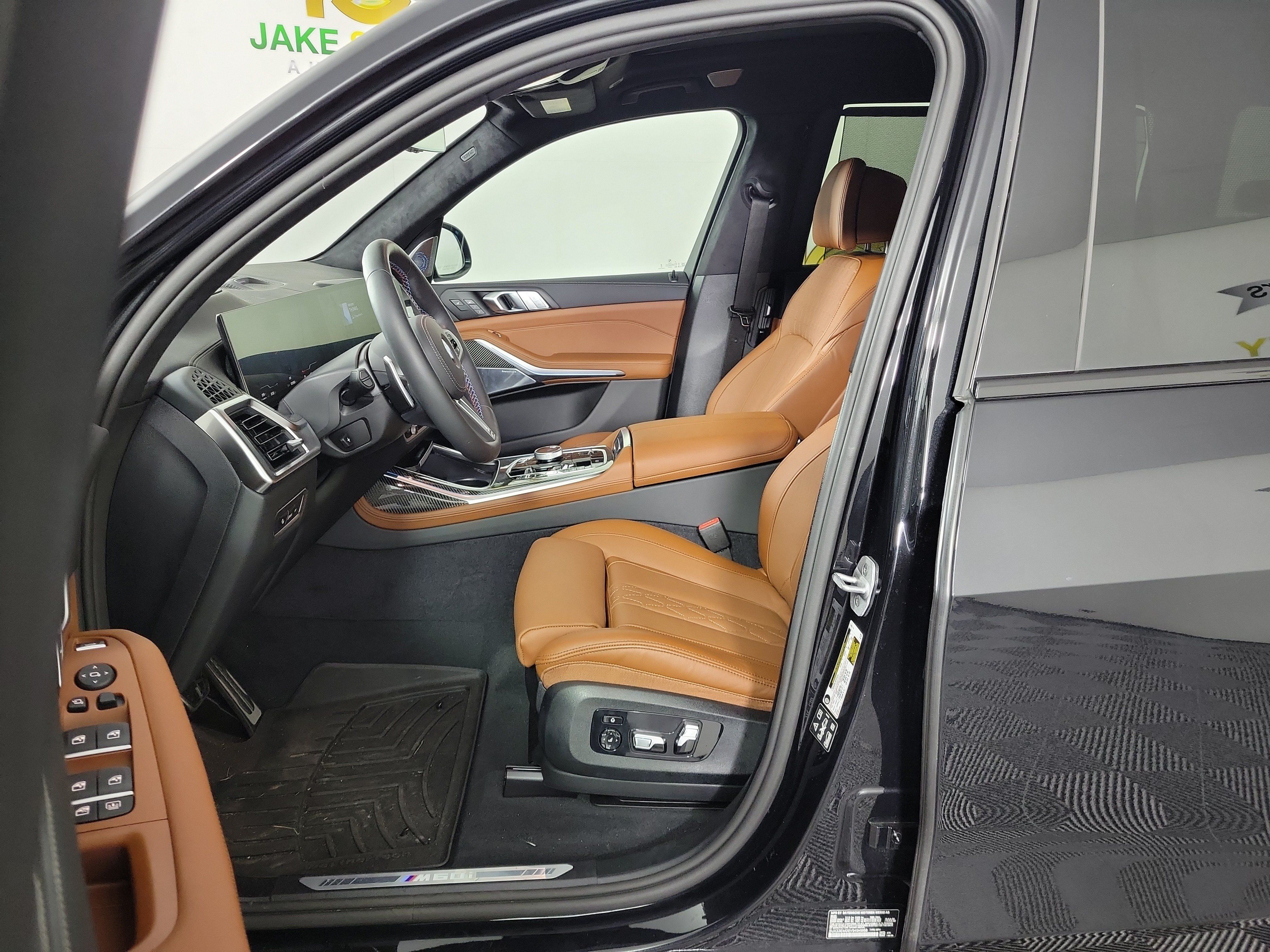 Certified 2027 BMW X7 M60i AWD/4WD image 5