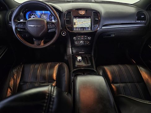 Used 2023 Chrysler 300 S RWD image 5