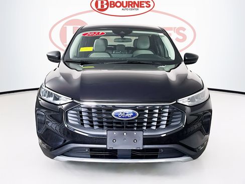 Used 2023 Ford Escape Active w/ Tech Pack #1 AWD/4WD image 5
