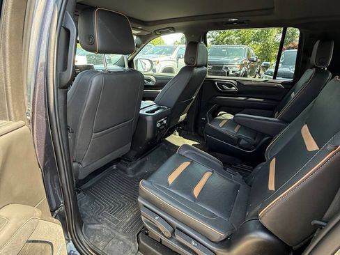 Used 2023 GMC Yukon XL AT4 w/ Technology Package AWD/4WD image 20