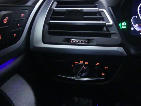 Used 2022 BMW X3 xDrive30i w/ Convenience Package image 18
