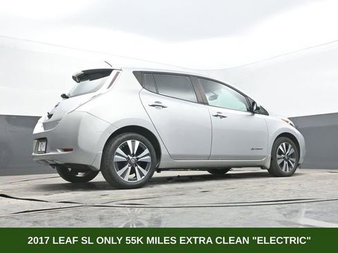 Used 2017 Nissan Leaf SL w/ Premium Package image 57