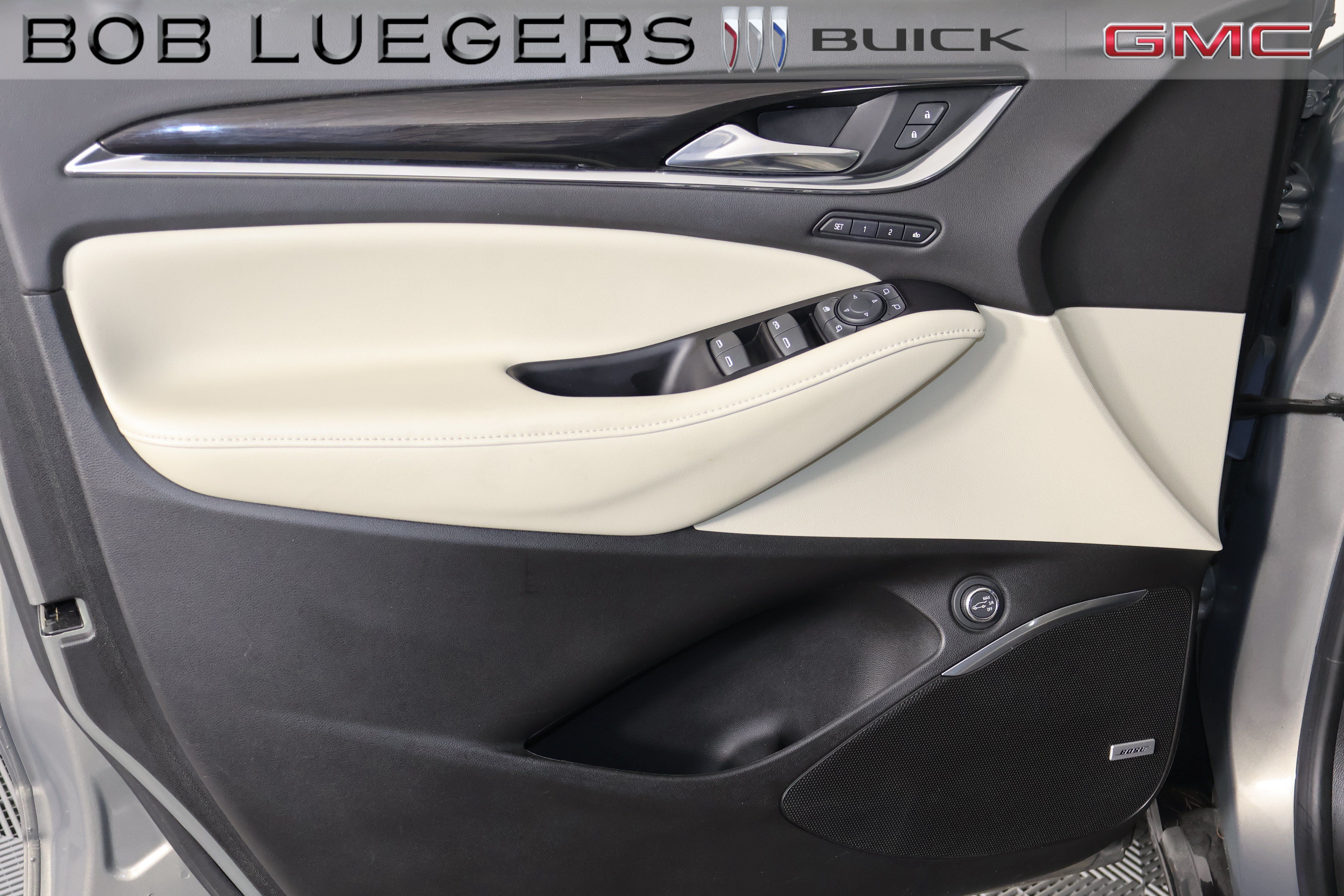 Certified 2018 Buick Enclave Premium FWD image 5
