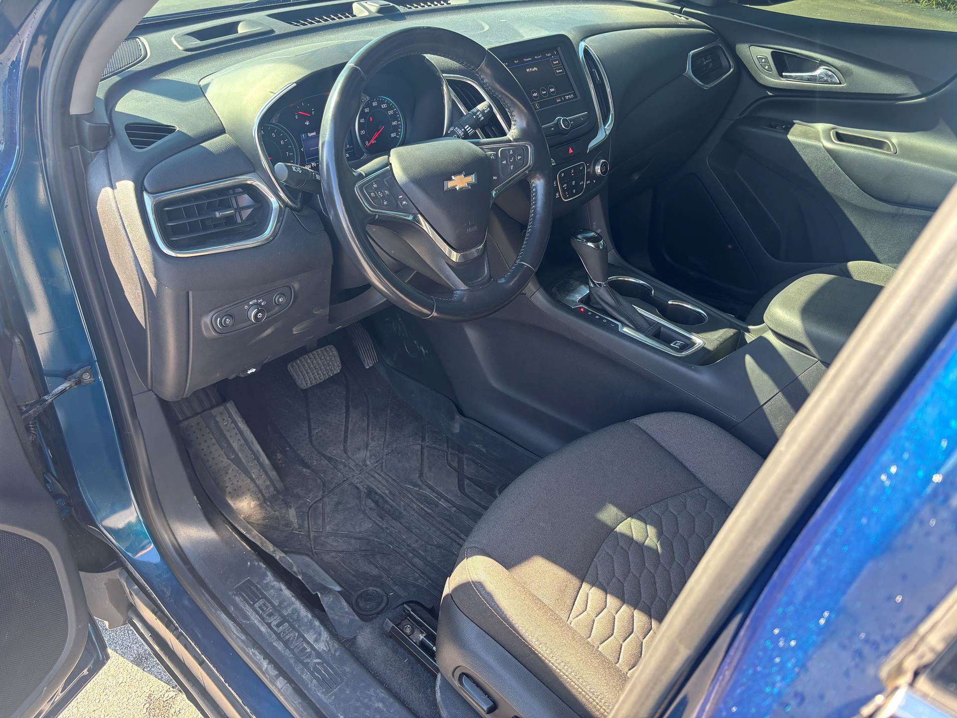 Used 2020 Chevrolet Equinox LT FWD image 7