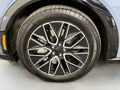 Used 2024 Ford Mustang Mach-E Premium AWD/4WD image 31