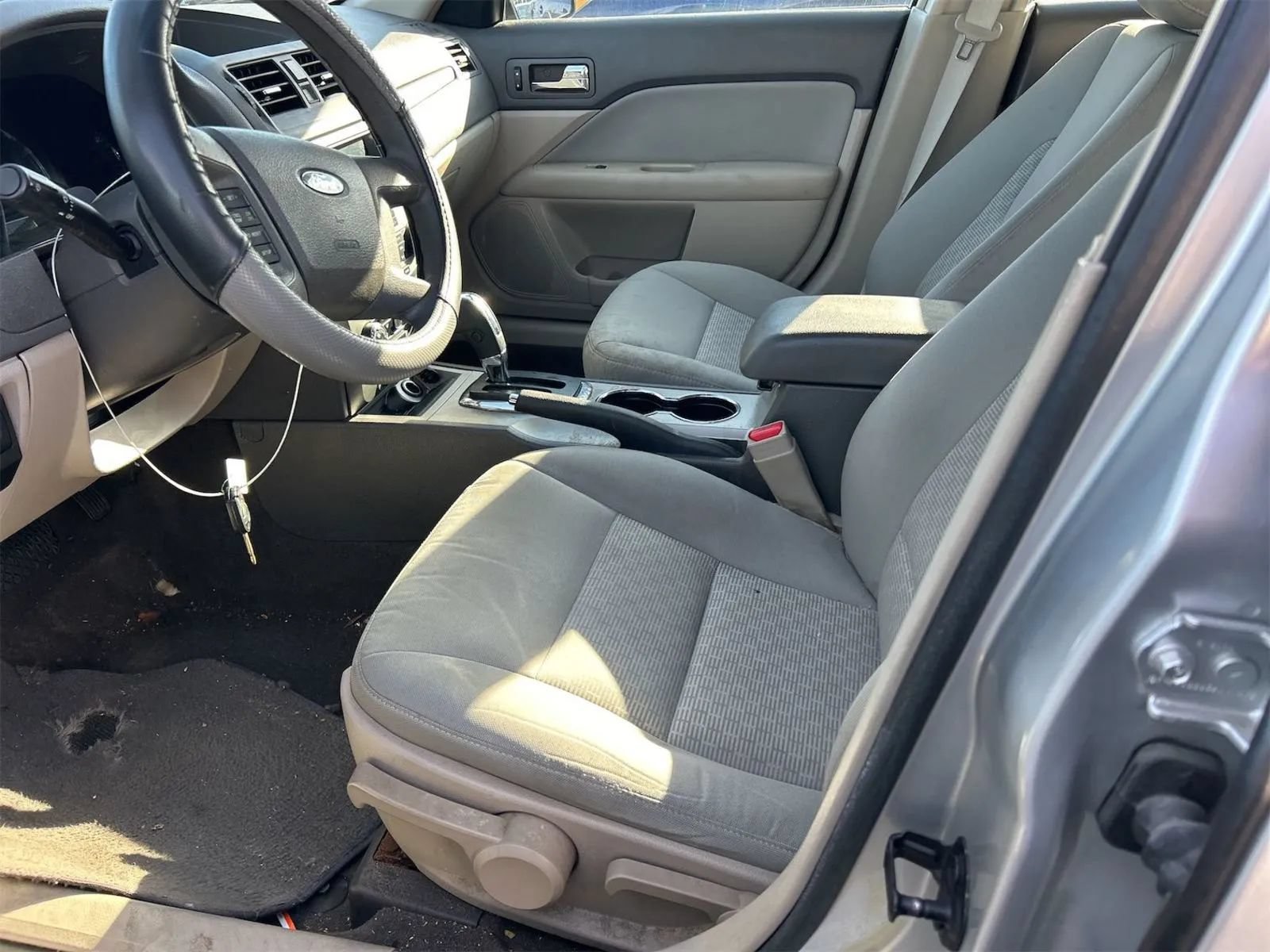 Used 2012 Ford Fusion S FWD image 3