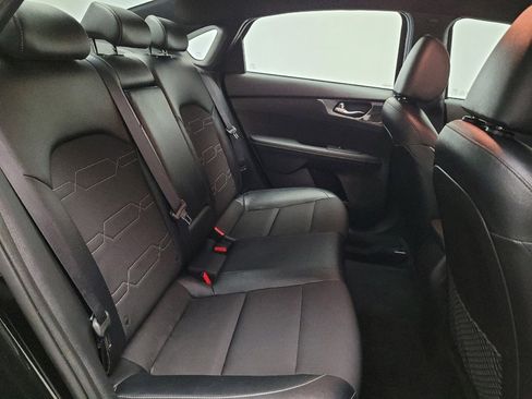 Used 2023 Kia Forte GT-Line w/ GT-Line Technology Package FWD image 19