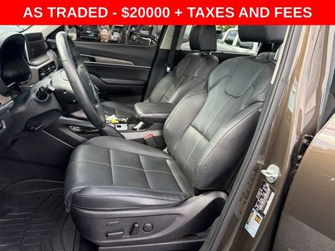 Used 2022 Kia Telluride SX w/ Towing Package FWD image 14