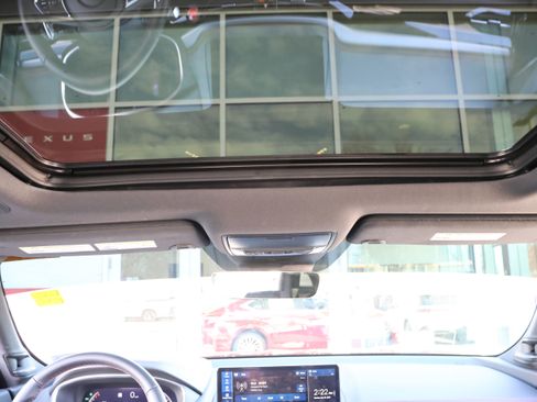 Used 2025 Acura MDX A-Spec image 32