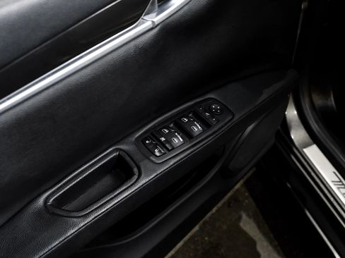 Used 2016 Maserati Ghibli image 49