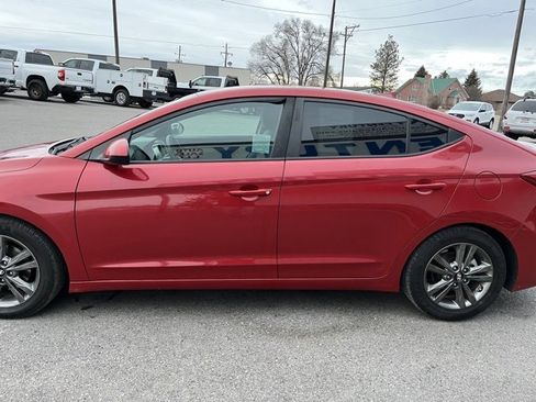 Used 2018 Hyundai Elantra SEL image 6