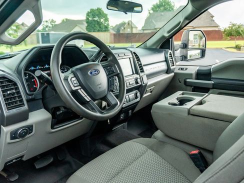 Used 2020 Ford F250 XLT AWD/4WD image 11