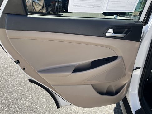 Used 2019 Hyundai Tucson SEL FWD image 26