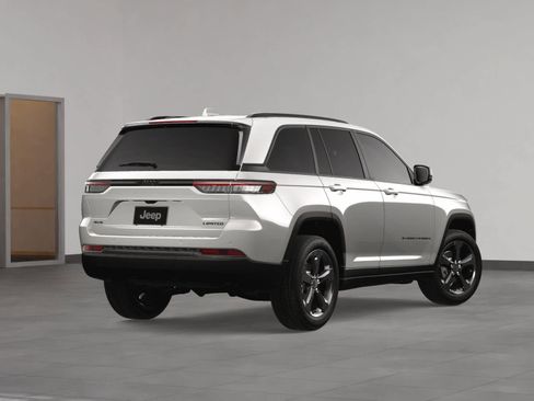 New 2025 Jeep Grand Cherokee Limited w/ Black Appearance Package image 5