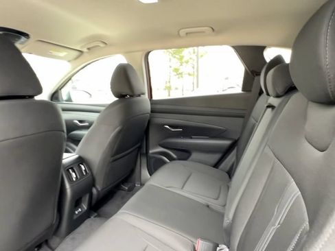 Used 2026 Hyundai Tucson SEL FWD image 36