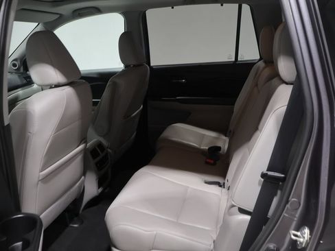 Used 2021 Honda Pilot Black Edition image 18