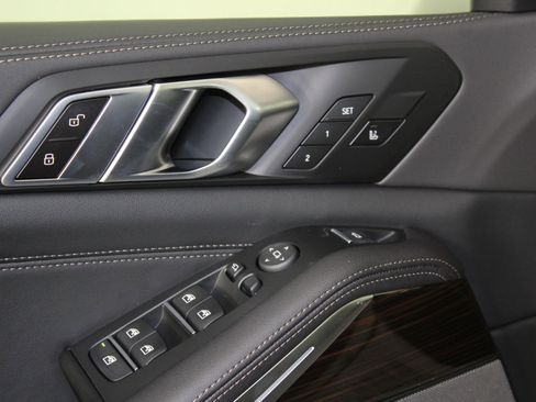 New 2026 BMW X5 sDrive40i w/ Climate Comfort Package image 25