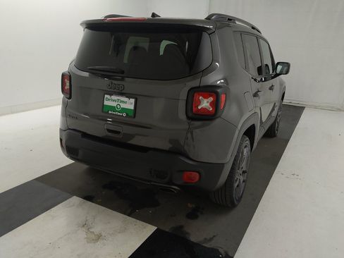 Used 2021 Jeep Renegade Latitude AWD/4WD image 9