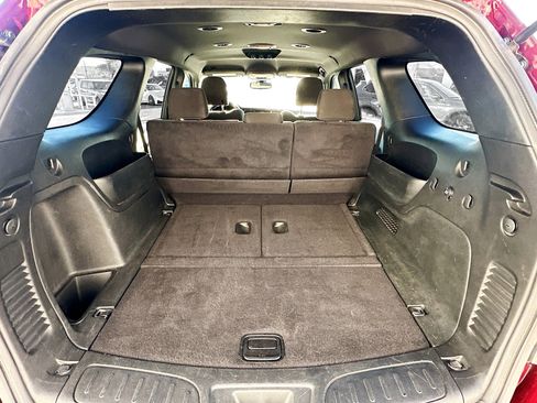 Used 2023 Dodge Durango SXT image 28