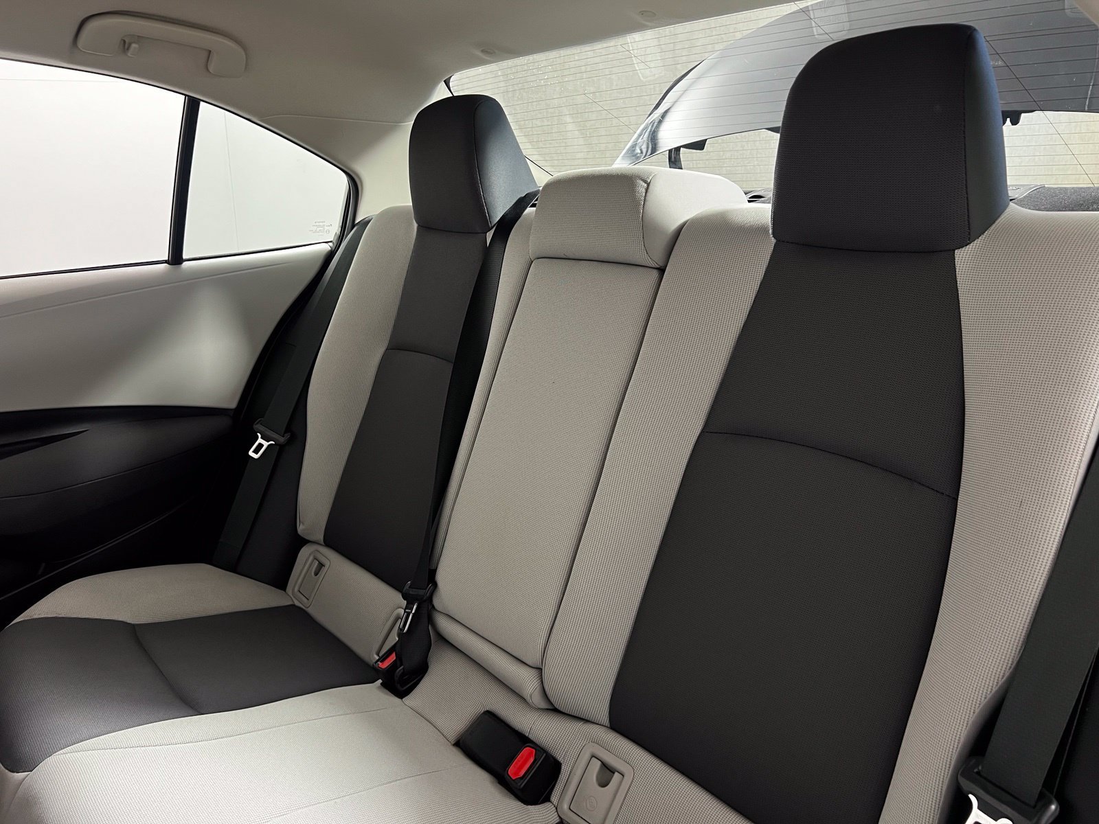 Certified 2025 Toyota Corolla LE FWD image 18