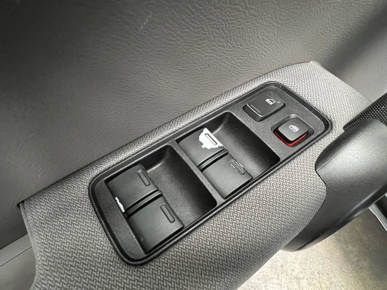 Used 2011 Honda CR-V SE image 22